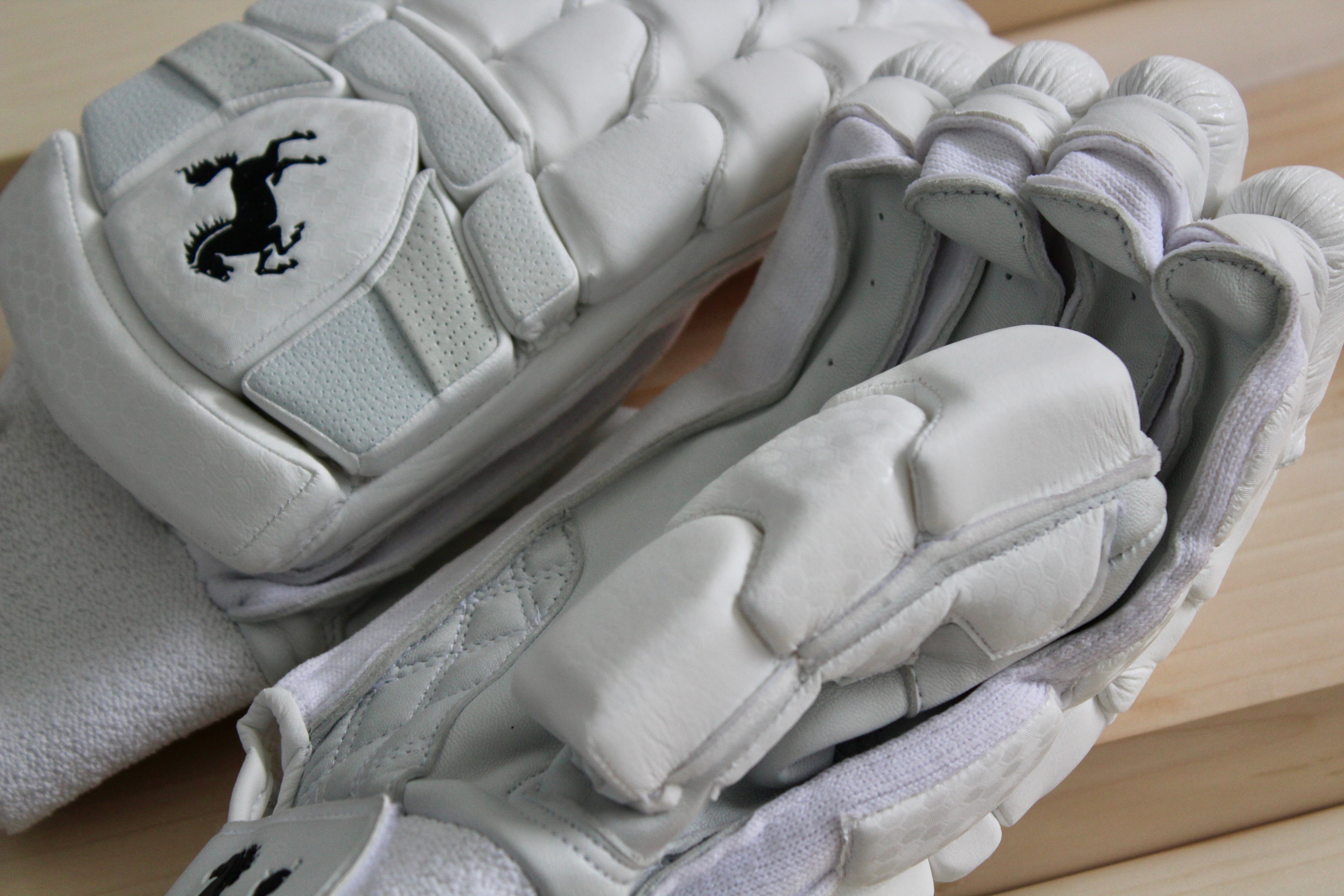 DARK HORSE BATTING GLOVES - PLAYERS EDITION MENS SIZE