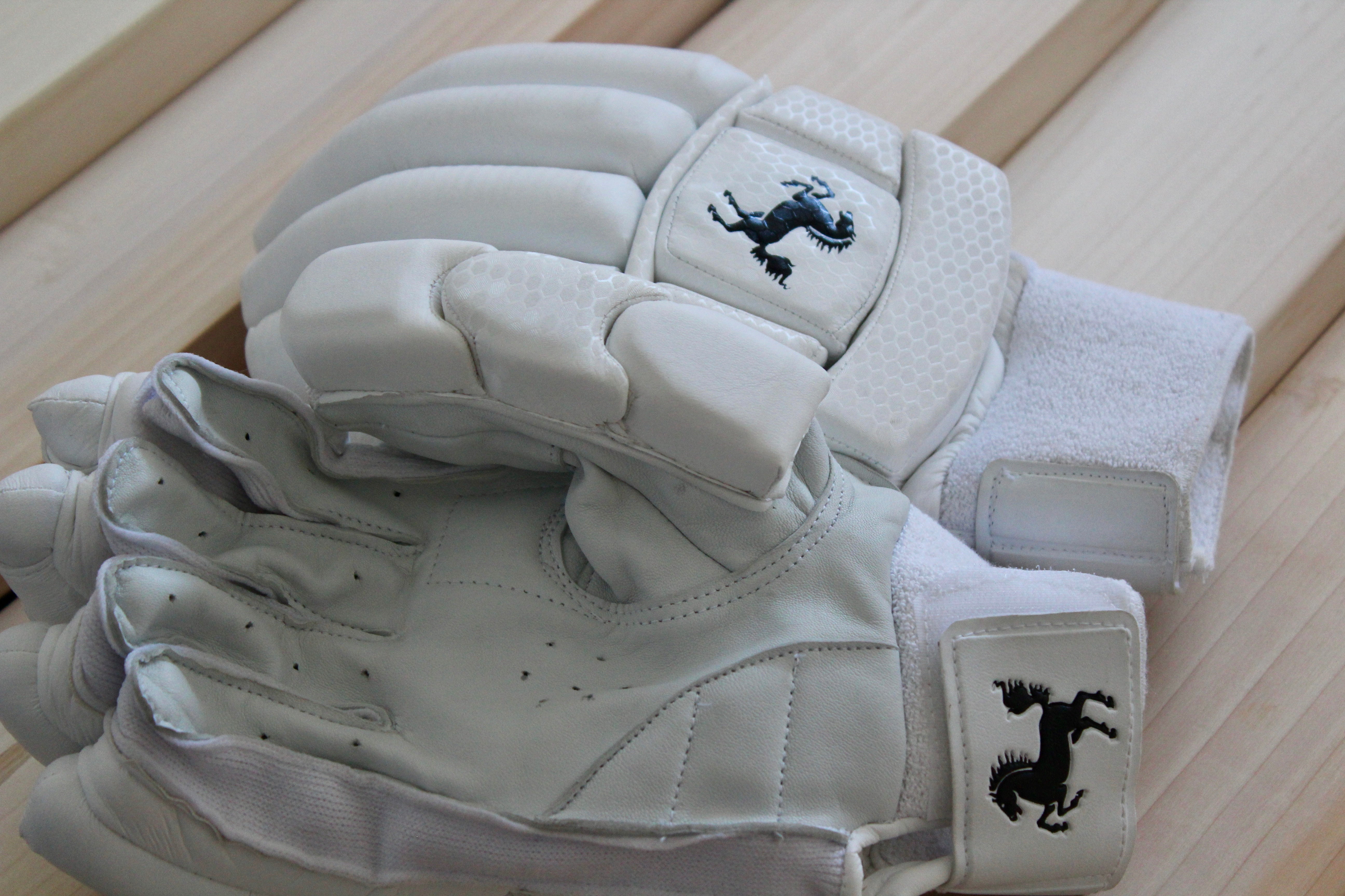 DARK HORSE BATTING GLOVES - SAUSAGE MENS SIZE