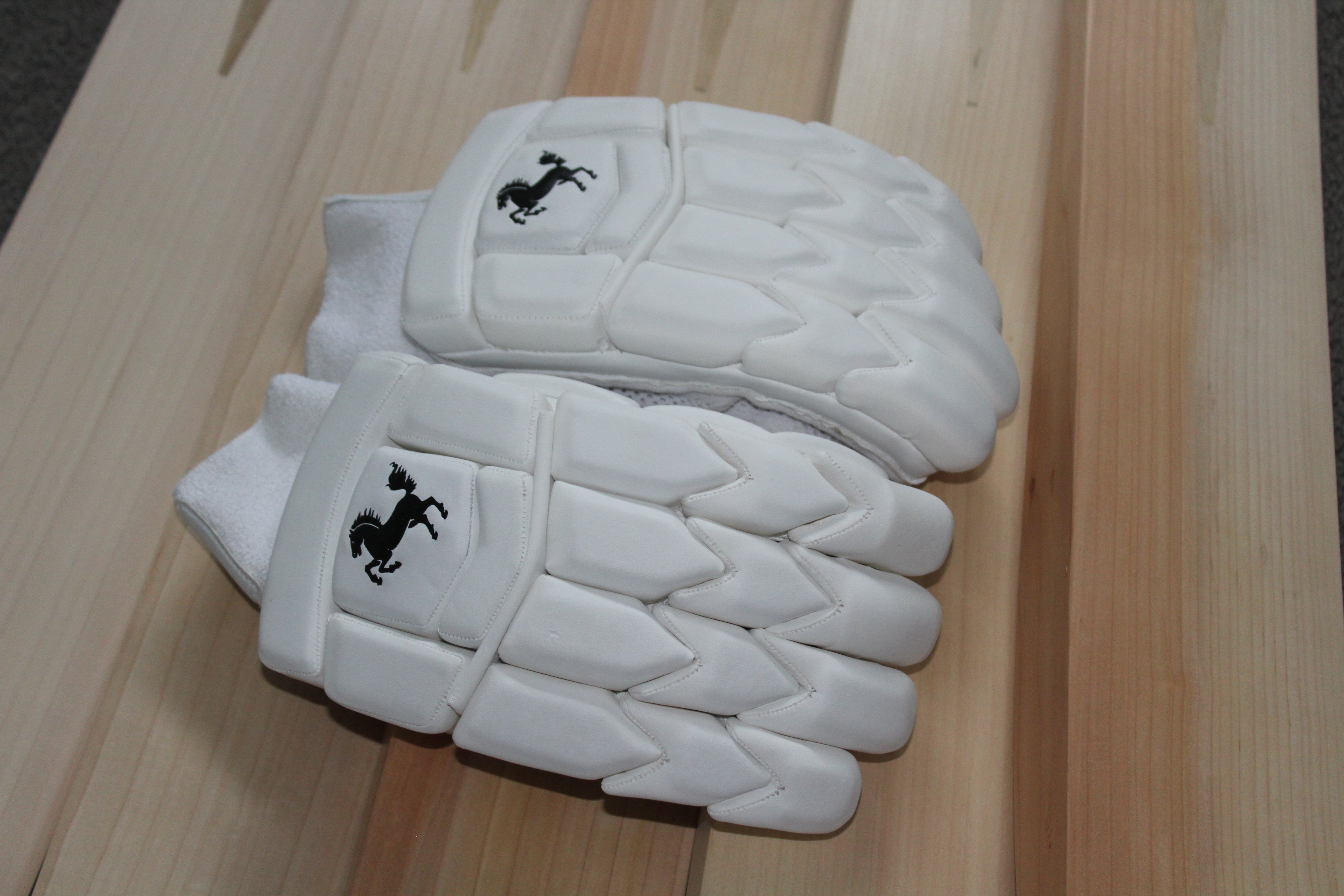 DARK HORSE BATTING GLOVES - LIMITED EDITION MENS SIZE