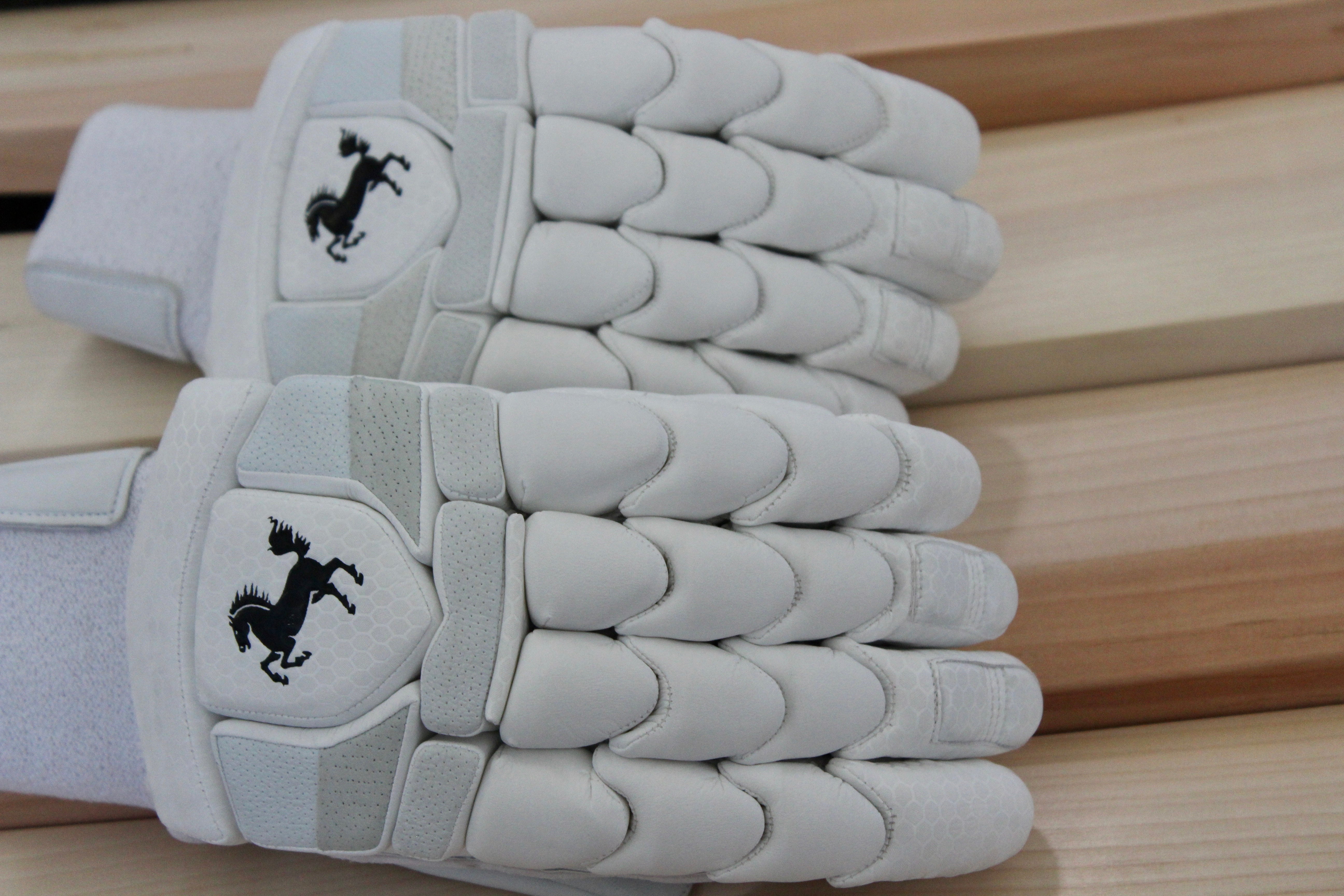 DARK HORSE BATTING GLOVES - PLAYERS EDITION MENS SIZE