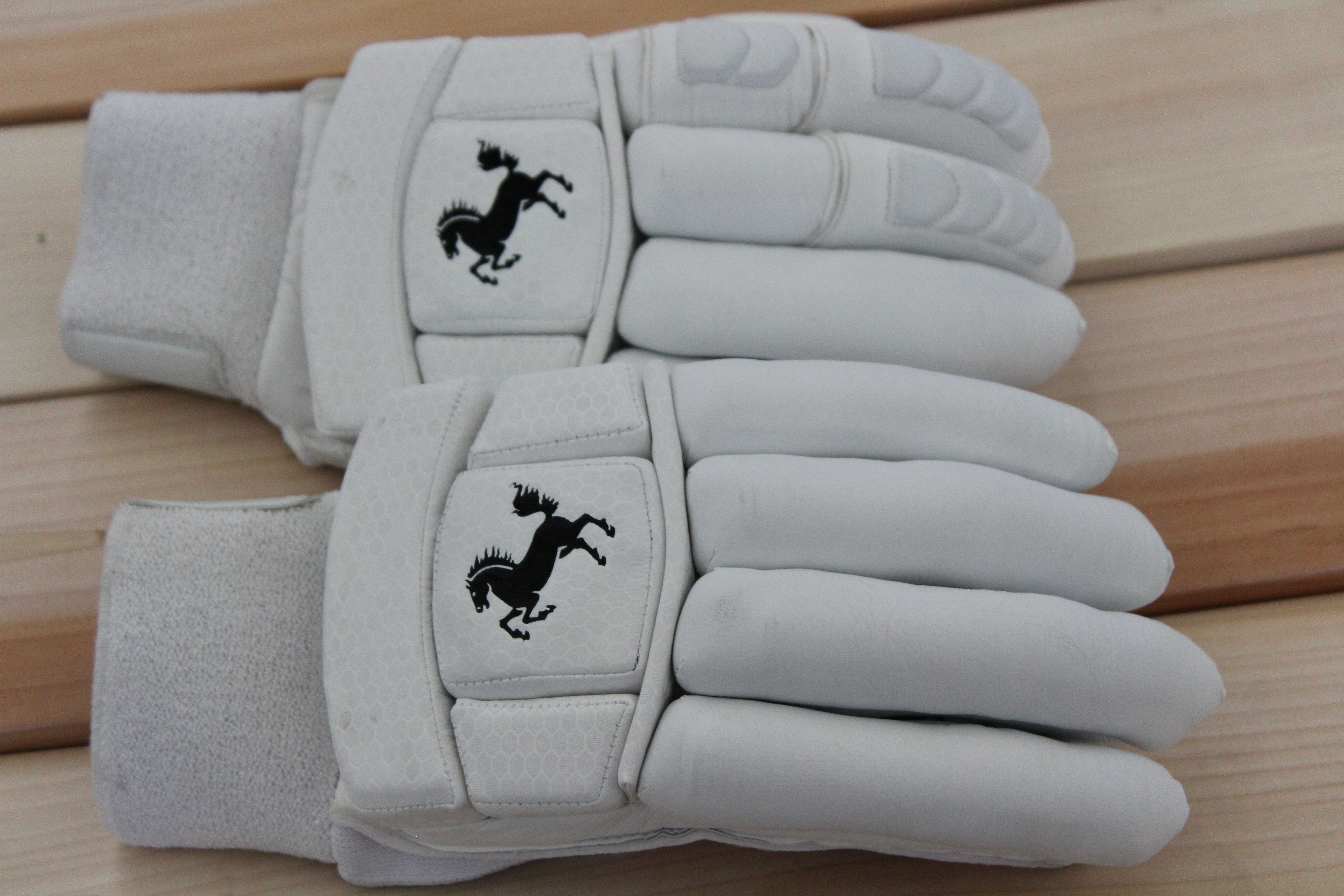 DARK HORSE BATTING GLOVES - SAUSAGE MENS SIZE